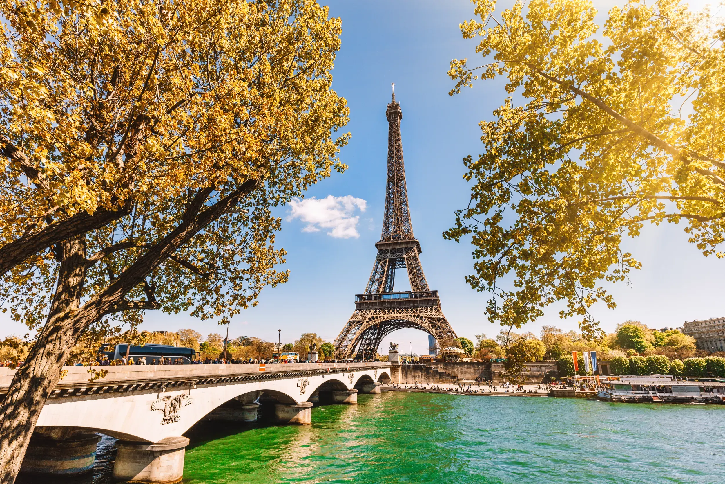 Torre e Rio Paris